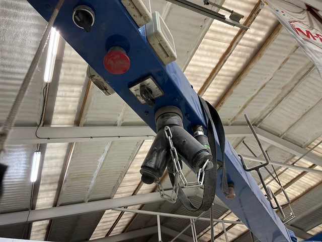 Hamach hvs526 werkplaatsarm met verlichting en luchtleiding - afbeelding 5 van  10
