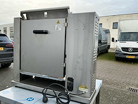 Hamburger broodjes rooster - afbeelding 4 van  8