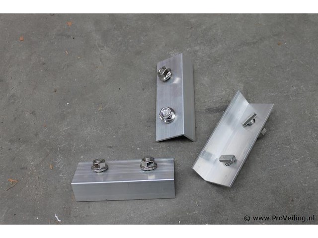 Hamerheas bolt m 10x20 - 100 stuks - afbeelding 1 van  3