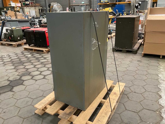 Hamilton kluis - afbeelding 3 van  5