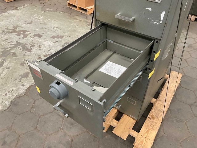 Hamilton kluis - afbeelding 2 van  5