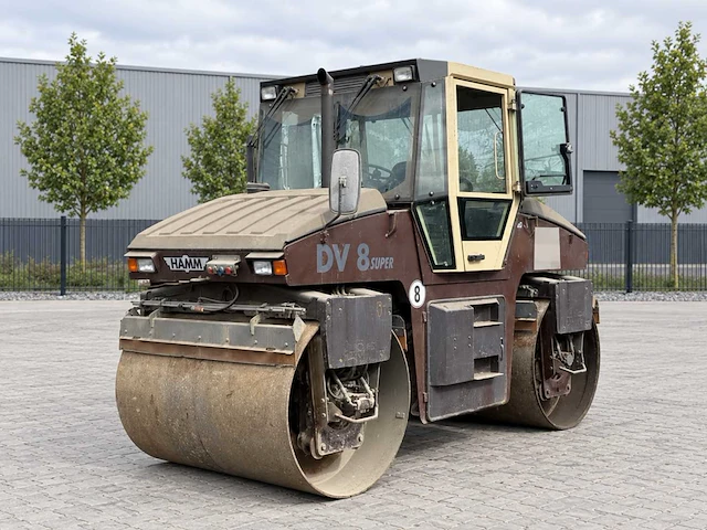 Hamm - 2002 - dv 08 super wals12 ton - grondwals - afbeelding 1 van  26
