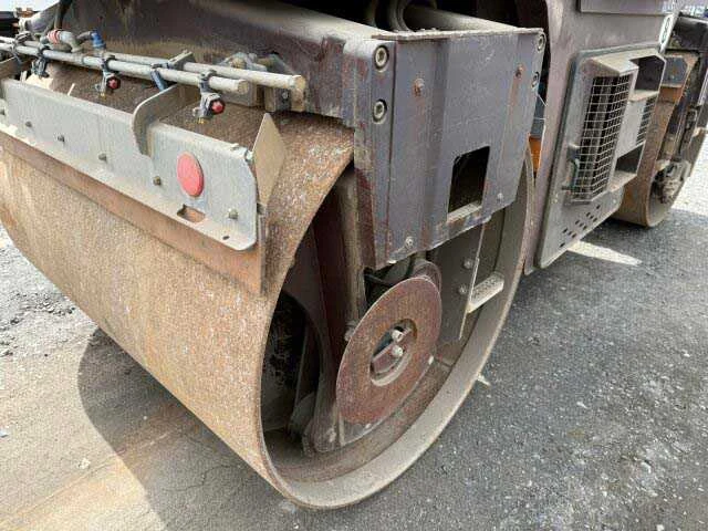 Hamm - 2002 - dv 08 super wals12 ton - grondwals - afbeelding 21 van  26