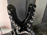 Hammer strenght dumbbell rack met dumbbells - afbeelding 5 van  5