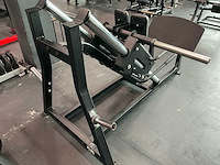 Hammer strenght linear hack press krachtstation - afbeelding 6 van  12