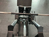 Hammer strenght linear hack press krachtstation - afbeelding 1 van  1