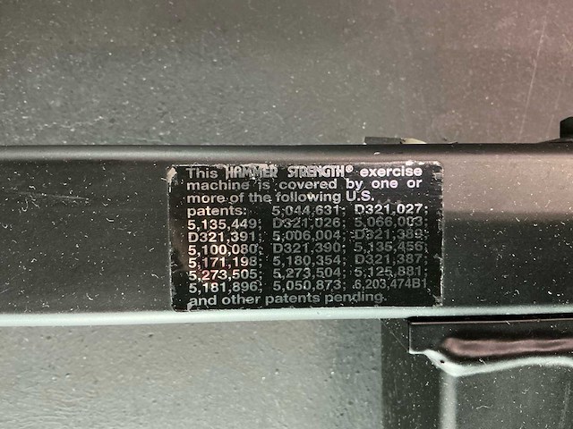 Hammer strenght linear hack press krachtstation - afbeelding 9 van  12