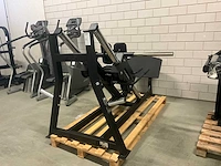 Hammer strenght plate loaded linear hack press