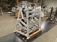 Hammer strength abdominal krachtstation - afbeelding 4 van  5