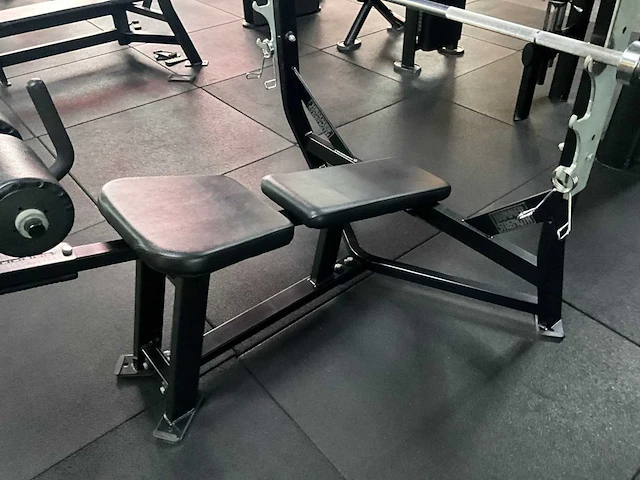 Hammer strength halterbank - afbeelding 4 van  7