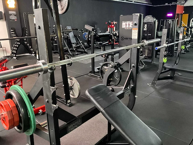 Hammer strength halterbank - afbeelding 3 van  6