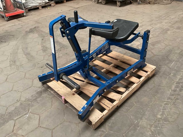 Hammer strength seated calf - afbeelding 1 van  7