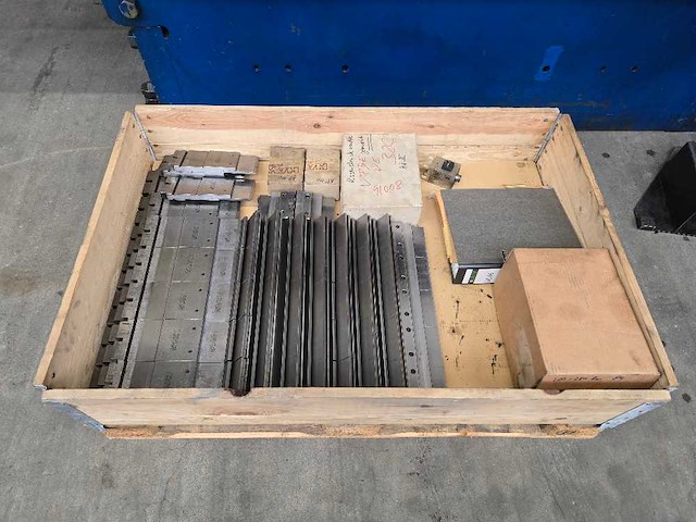 Hammerle - 1991 - ap 100 2100 - cnc-kantbank - afbeelding 4 van  14