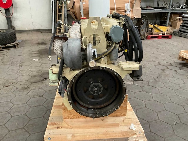 Hamofa steyr wd612.95 dieselmotor - afbeelding 5 van  11