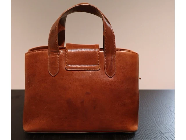 Hand- en schoudertas dr amsterdam, cognac - afbeelding 2 van  8