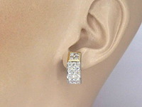 Hand gemaakte oorsieraden van 18 caratsgoud vol gezet met natuurlijke diamanten - afbeelding 2 van  9
