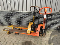 Hand hydraulische palletwagen (2x) - afbeelding 1 van  3