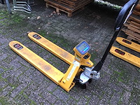 Hand hydraulische palletwagen met weeg unit - afbeelding 2 van  7