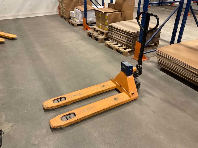 Hand hydraulische palletwagen met weegschaal - afbeelding 1 van  4