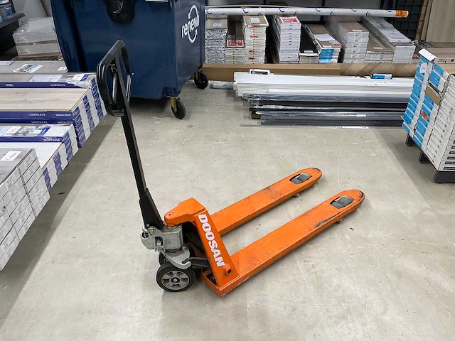 Hand hydraulische palletwagen - afbeelding 1 van  4