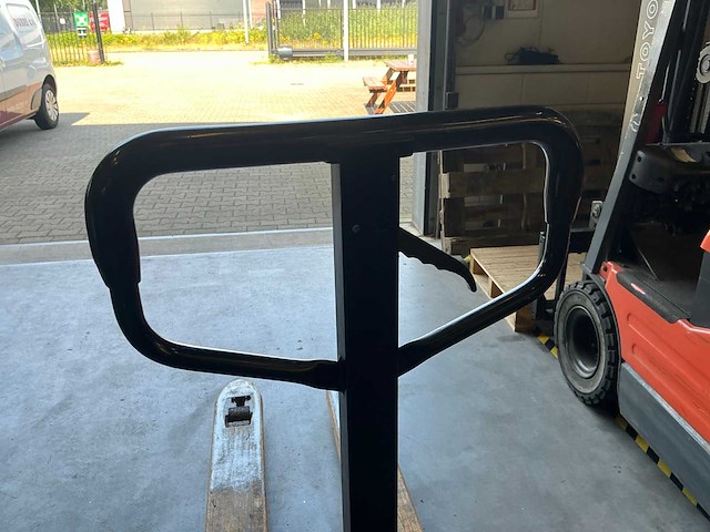 Hand hydraulische palletwagen - afbeelding 4 van  5