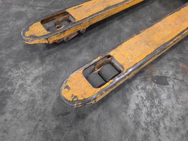 Hand hydraulische palletwagen - afbeelding 2 van  3