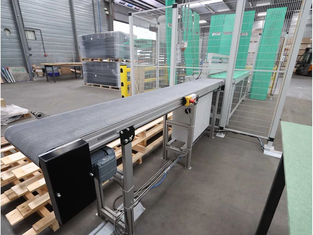 Handbediende akoustisch paneel productie en verpakkingslijn - afbeelding 20 van  22