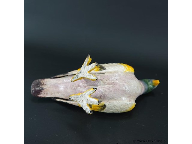 Handbeschilderde ijzeren duif - afbeelding 5 van  5