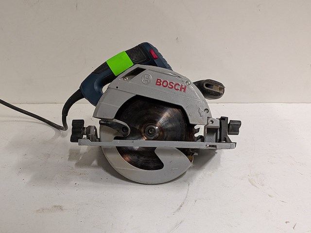 Handcirkelzaag - 230v bosch, gks 55 gce, bouwjaar 2017 - afbeelding 1 van  6