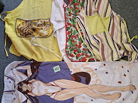 Handdoek en 4 schorten - afbeelding 3 van  3