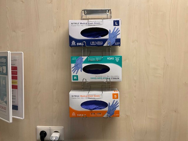 Handdoek en desinfectie wandhouders - afbeelding 2 van  3