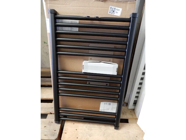 Handdoekradiator, black grafite, 776x500 - afbeelding 1 van  4