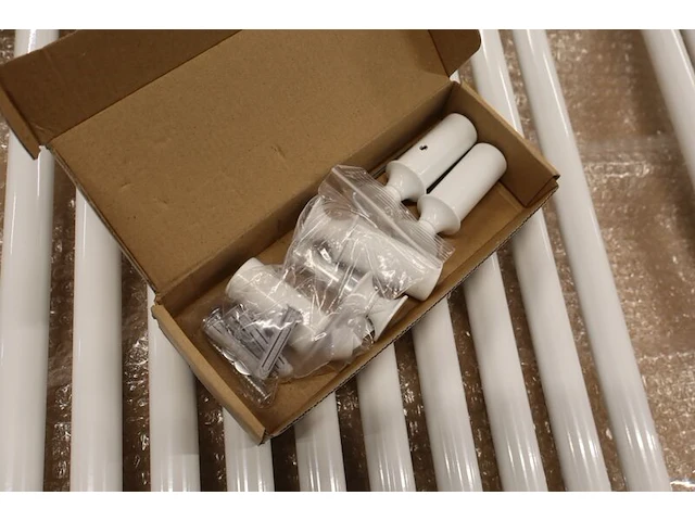 Handdoekradiator smart wifi wiesbaden, elara, wit - afbeelding 7 van  9