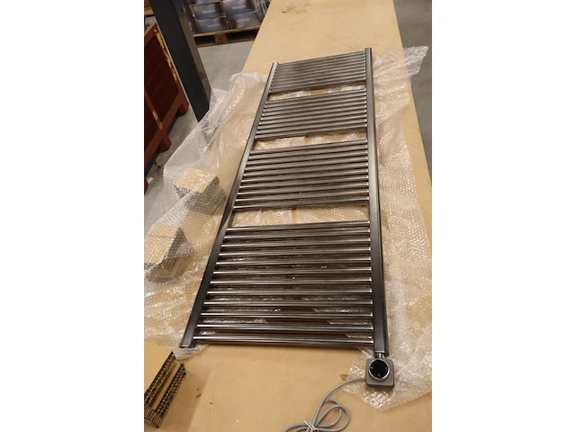 Handdoekradiator smart wifi wiesbaden, elara - afbeelding 4 van  8