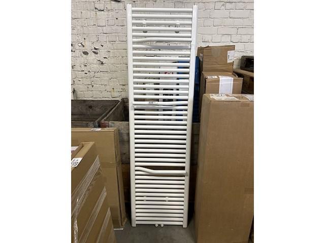 Handdoekradiator - afbeelding 1 van  4