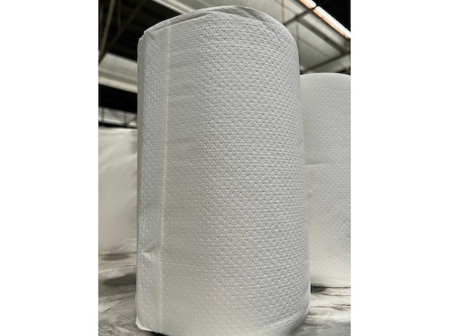 Handdoekrol 100% cellulose 3 laags 22 cm 70 meter (80x) - afbeelding 2 van  4