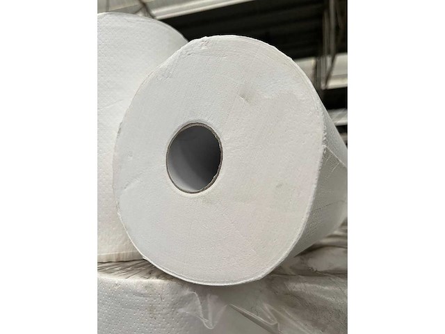 Handdoekrol 100% cellulose 3 laags 22 cm 70 meter (90x) - afbeelding 3 van  4