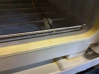 Handdoekverwarmer en sterilisator zd-m52 - afbeelding 4 van  7
