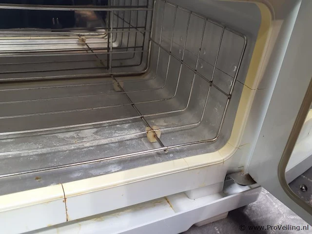 Handdoekverwarmer en sterilisator zd-n52 - afbeelding 4 van  6