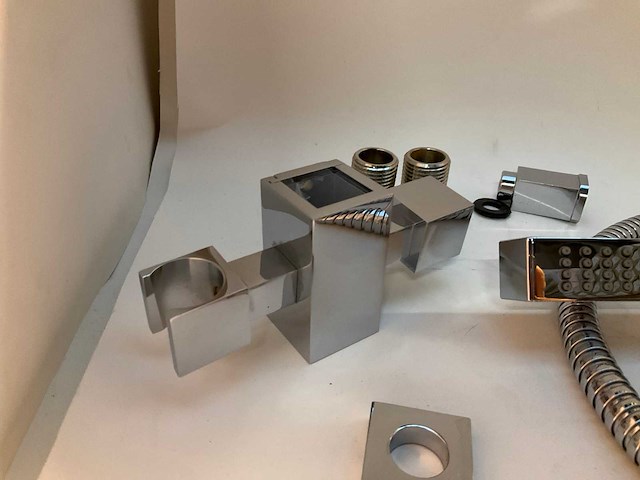 Handdouche staafmodel chroom tbv hotbath bloke regendoucheset - afbeelding 4 van  5