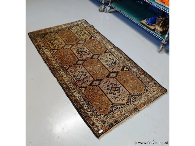 Handgeknoopt kleed - afbeelding 1 van  5