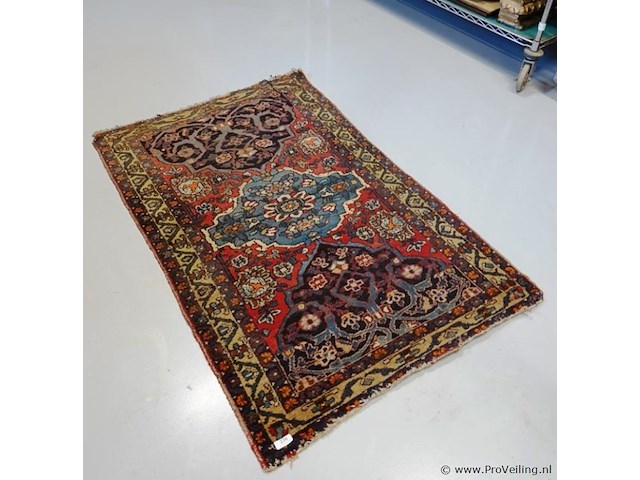 Handgeknoopt kleed - afbeelding 1 van  5