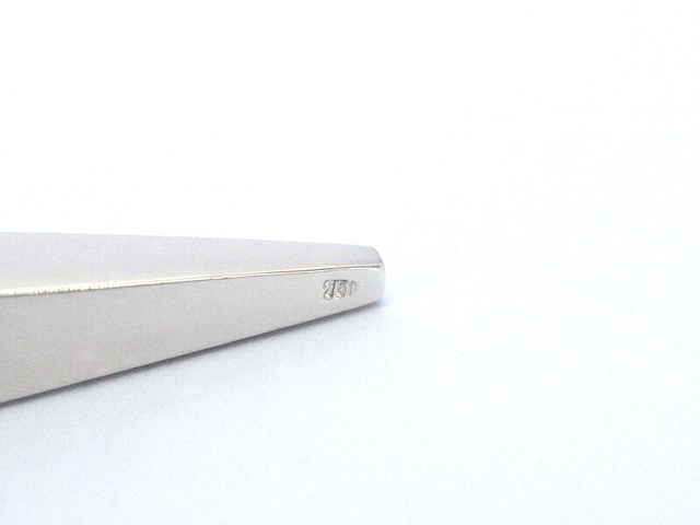 Handgemaakte bi-colour designer hanger met diamant, excl. ketting - afbeelding 8 van  8