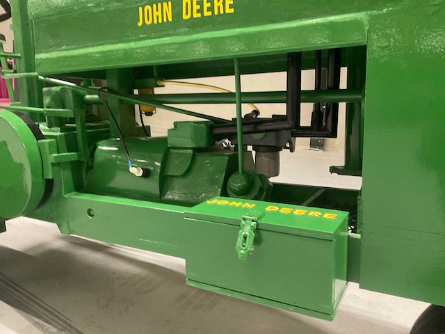 Handgemaakte john deere oldtimer tractor - afbeelding 19 van  19