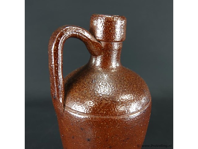 Handgemaakte keramieken kruik - afbeelding 4 van  5