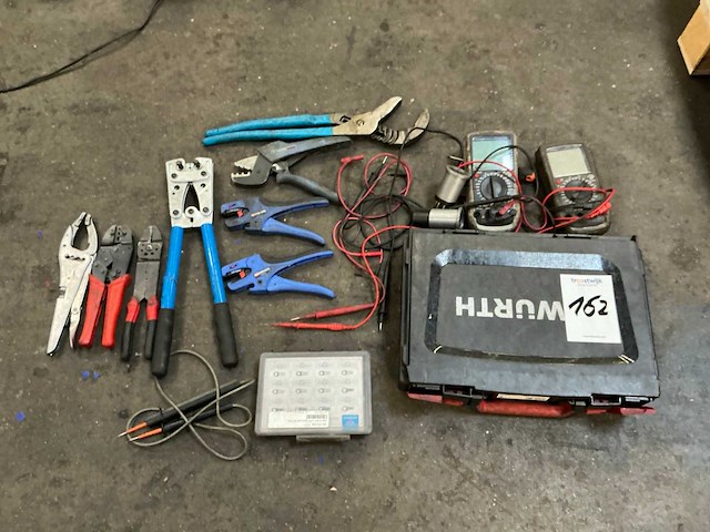 Handgereedschap (11x) - afbeelding 1 van  6