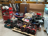 Handgereedschap, accessoires en bouwproducten