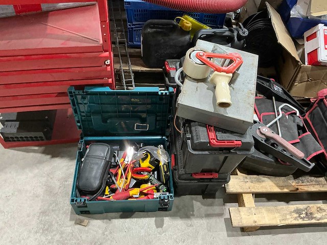 Handgereedschap, accessoires en bouwproducten - afbeelding 8 van  14