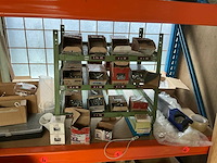 Handgereedschap, bevestigingsmaterialen en accessoires - afbeelding 2 van  23