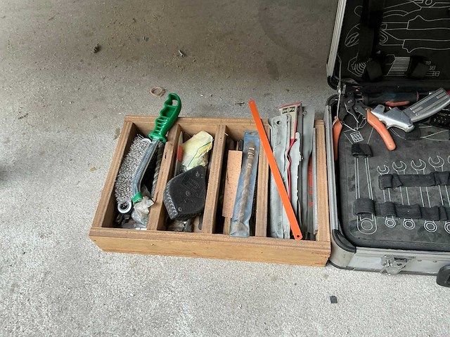 Handgereedschap en divers - afbeelding 5 van  6